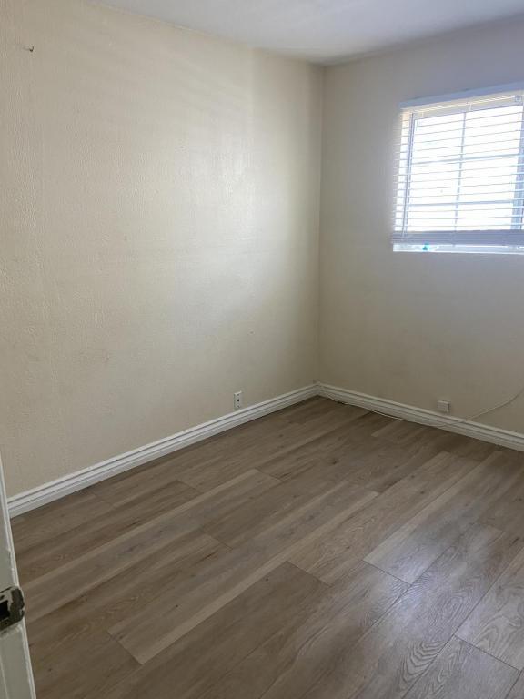 Building Photo - 917 Broadview St