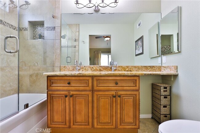 Building Photo - 7360 Cascade Ct