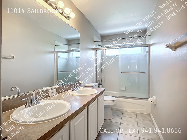 Building Photo - 11014 Sailbrooke Dr