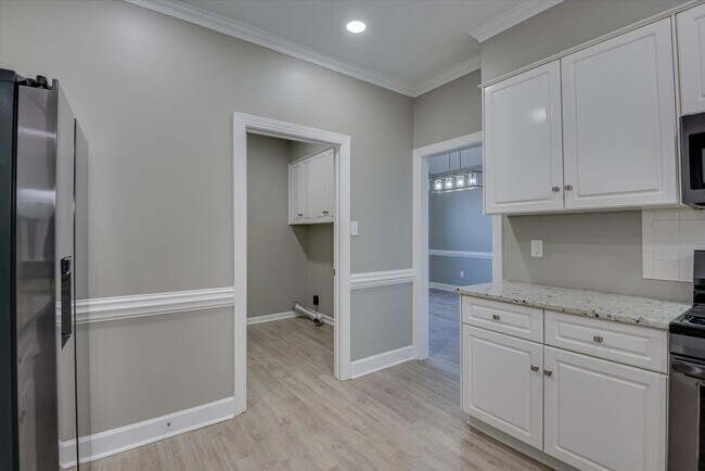 Building Photo - 4604 Brittany Dr