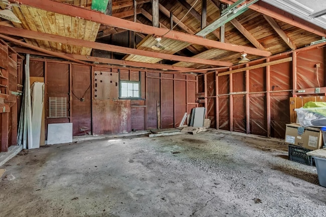 Building Photo - 6726 Tonawanda Creek Rd