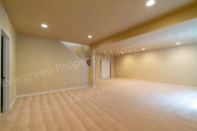 Building Photo - 4 bedroom, 3 bathroom in Wellington
