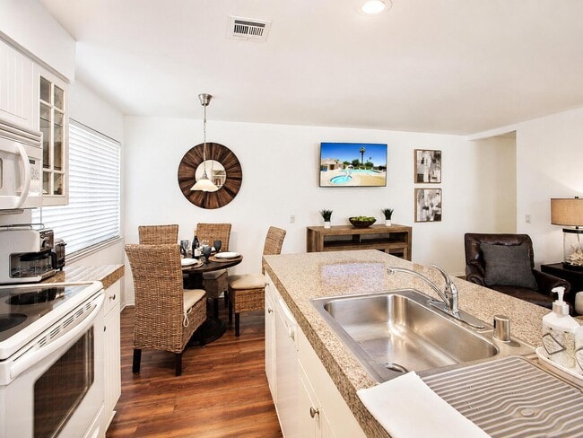 Building Photo - 72682 Bursera Way