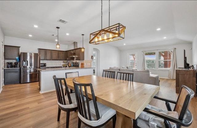 Building Photo - 900 Sapphire Dr