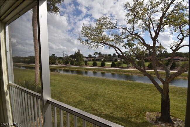 Building Photo - 5667 Rattlesnake Hammock Rd