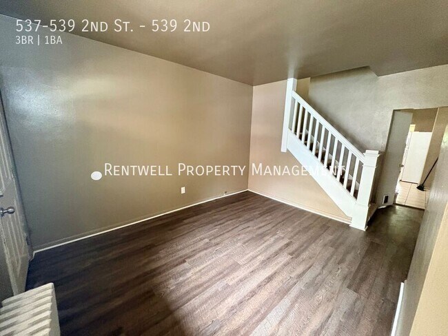 Building Photo - 537-539-539 2nd St