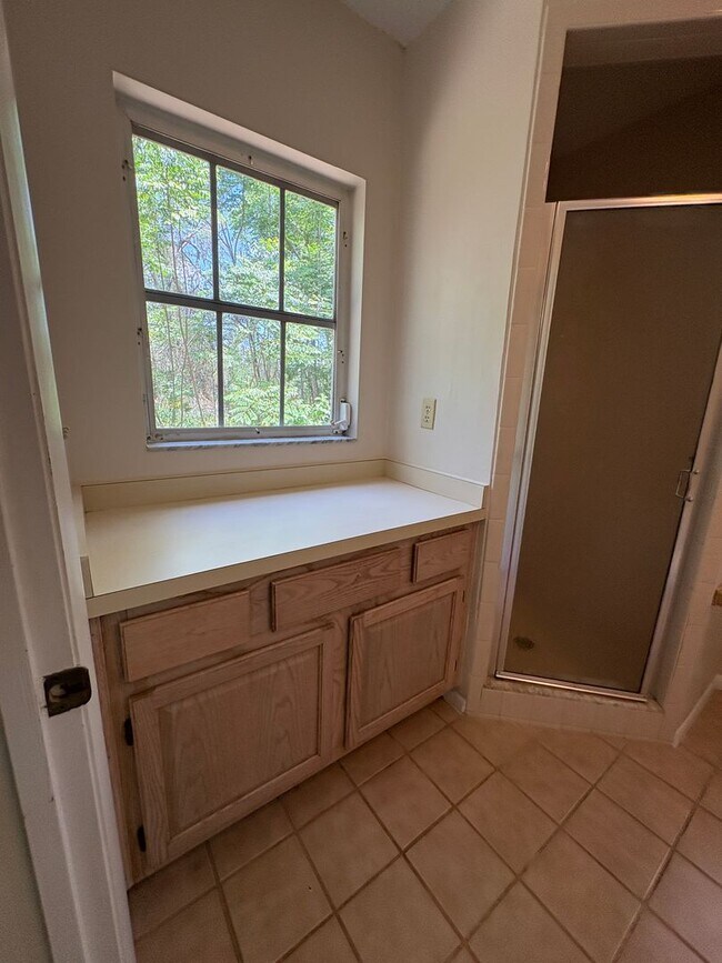 Building Photo - 2BR/2BA Home with Preserve View + Tennis C...