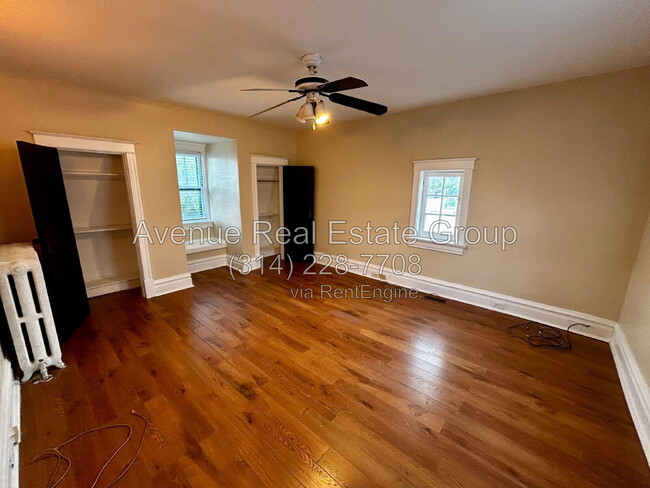 Building Photo - 6028 Pershing Ave