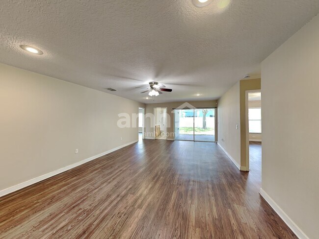 Building Photo - 6405 Oyster Island Cove