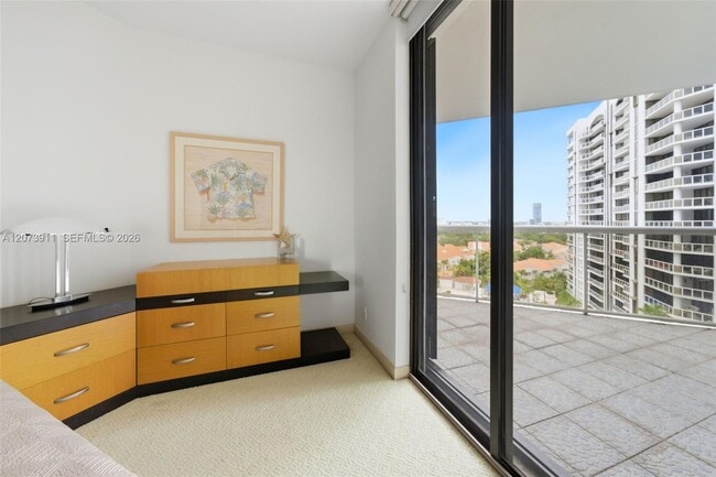 Building Photo - 3610 Yacht Club Dr