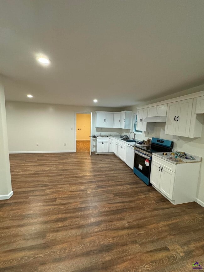 Building Photo - 104 Acorn Ridge Ct