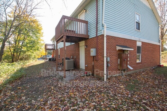 Building Photo - 1415 Forest Ln