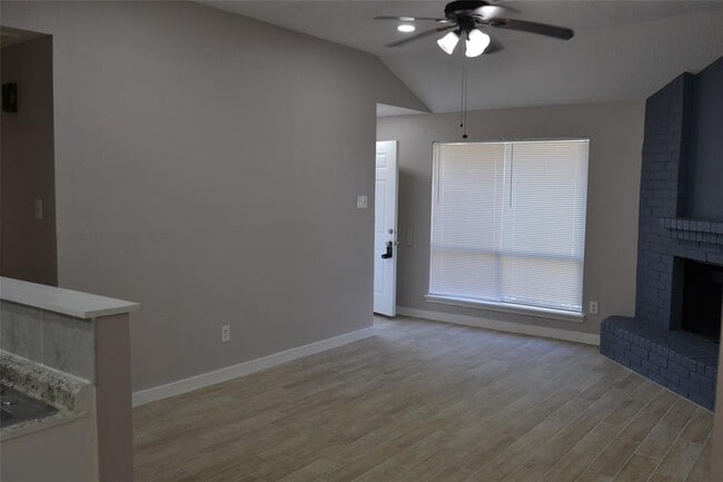 Building Photo - 9130 Autumn Harvest Dr