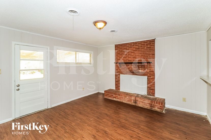 Building Photo - 1769 Sugarloaf St