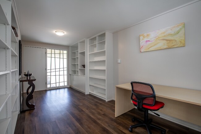 Building Photo - 1603A Paula Dr