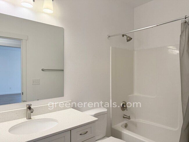 Building Photo - 1944 Olympia Ave NE