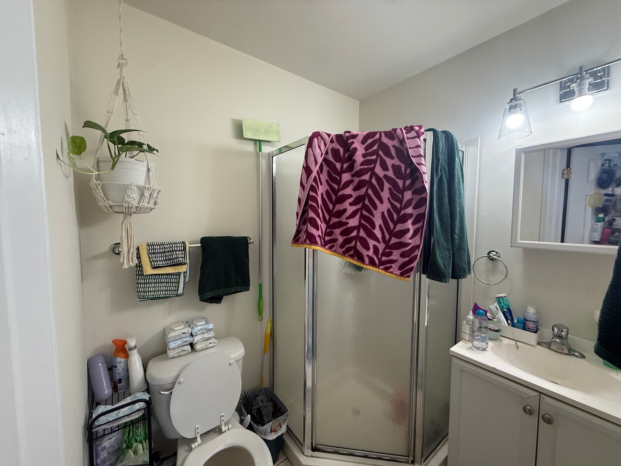 Building Photo - 1836 N Bouvier St