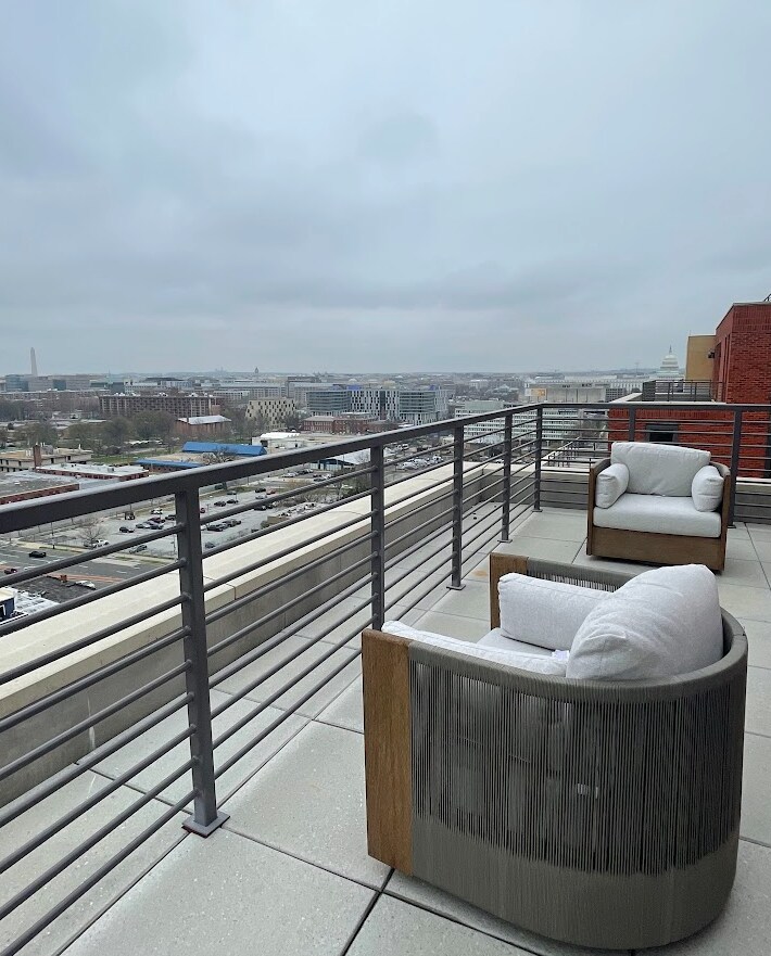 Building Photo - 1211 Van St SE