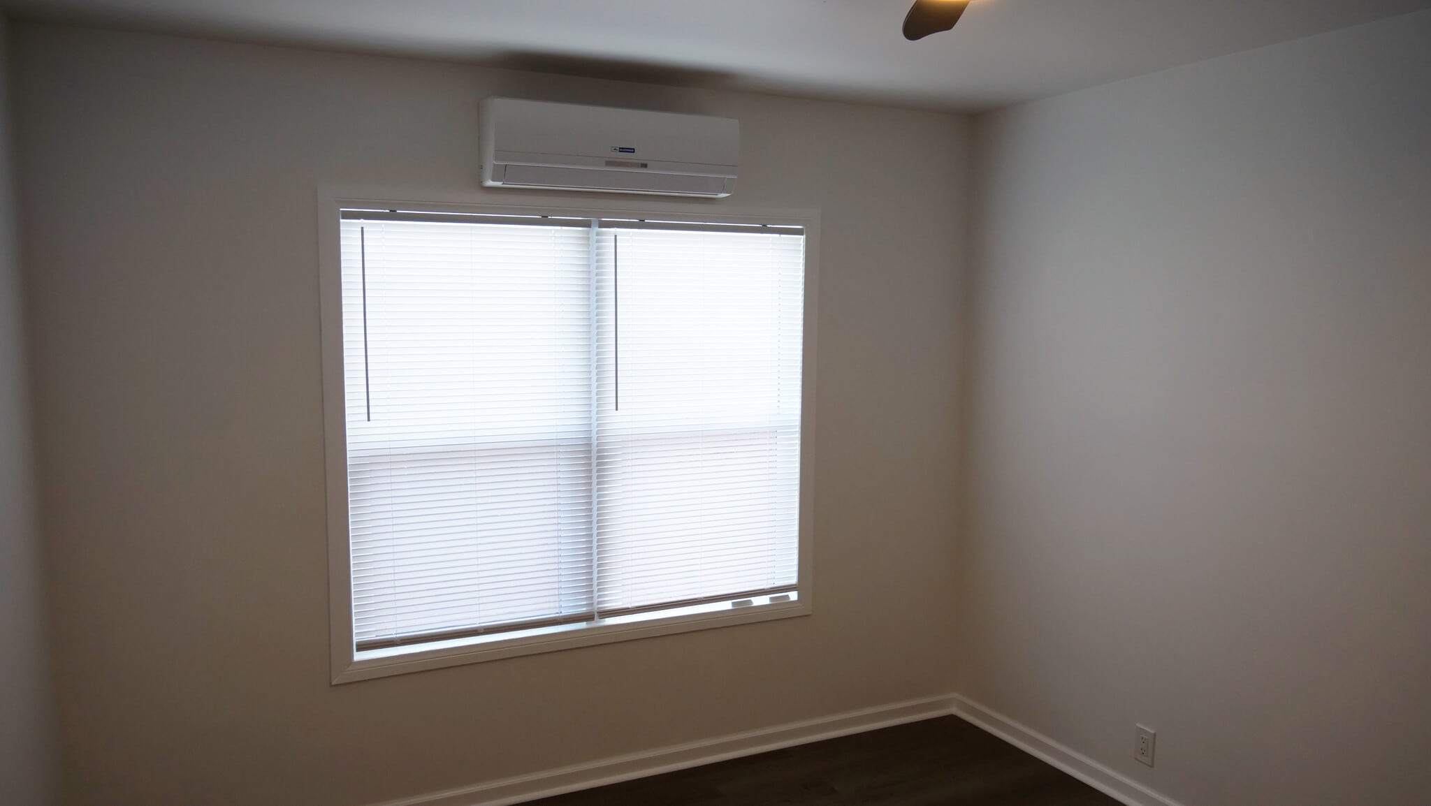 Building Photo - 259 E Puente St