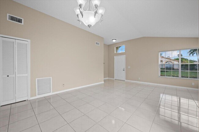 Building Photo - 149 Hammocks Dr