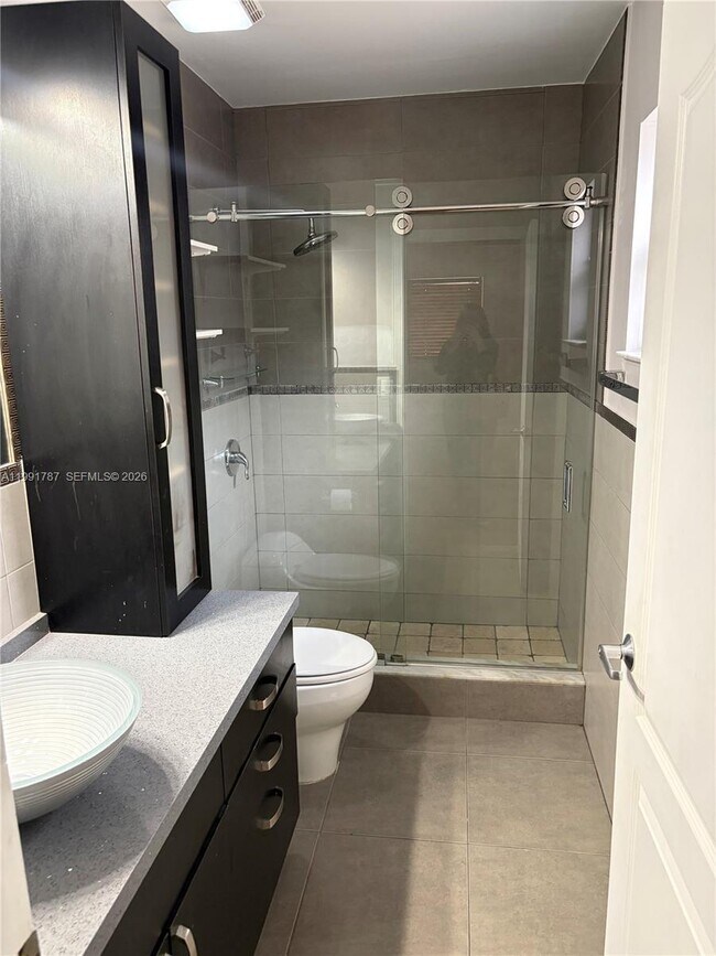 Building Photo - 4386 W 10th Ave