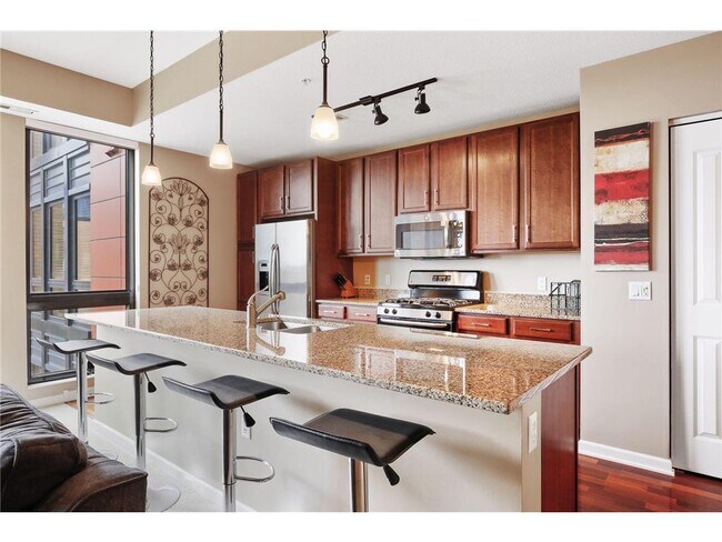 Building Photo - 4730 Park Commons Dr
