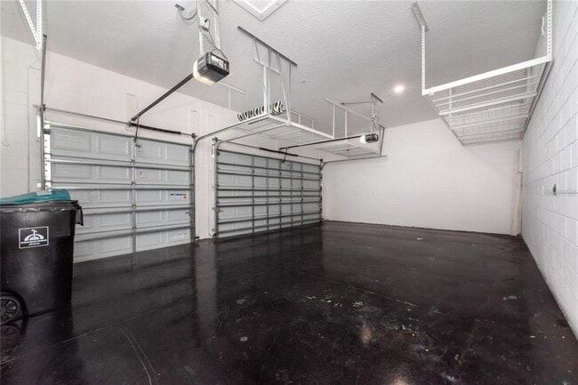 Building Photo - 8664 Dubochet St