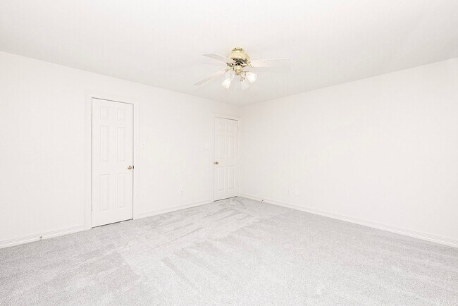 Building Photo - 11102 Brook Mill Ct
