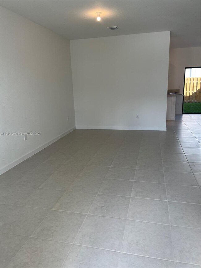Building Photo - 13405 SW 287th Ter