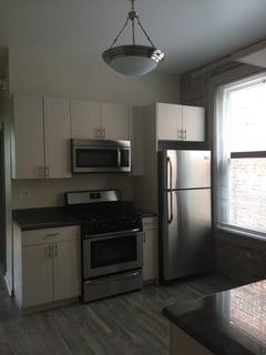 Building Photo - 706 S Laflin St
