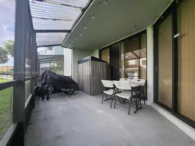 Building Photo - 8215 SW 152nd Ave