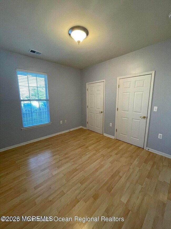 Building Photo - 610 Sophee Ln