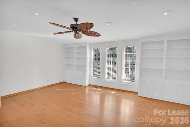 Building Photo - 408 Wilby Dr
