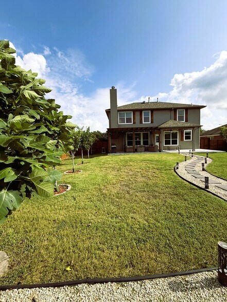 Building Photo - 178 Amber Oak Dr