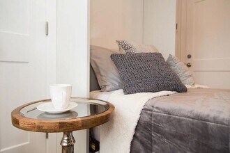 Building Photo - CHELSEA/BOSTON NEW LUXURY STUDIO- NO BROKER FEE! NO BROKER OR RENTAL FEES & FULLY FURNISHED!!