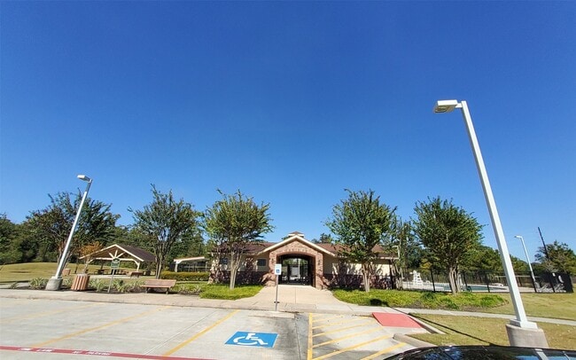 Building Photo - 24418 Hollow Gate Meadow Ct