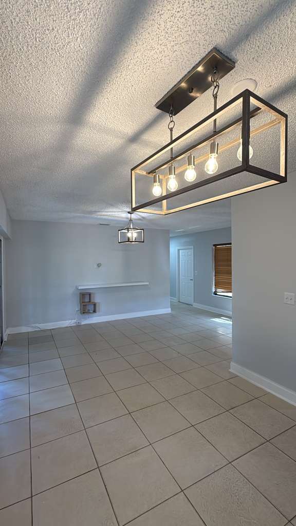 Primary Photo - 1345 NW 181st St