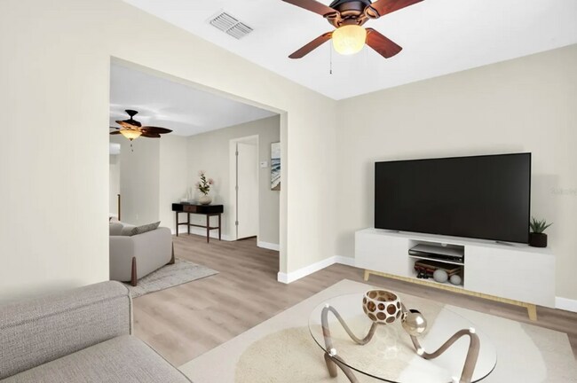 Building Photo - MUST BE 55+ TO RENT THIS CONDO