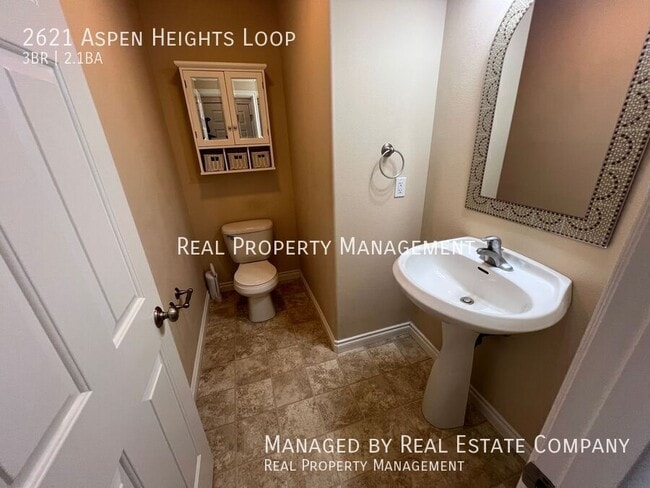 Building Photo - 2621 Aspen Heights Loop
