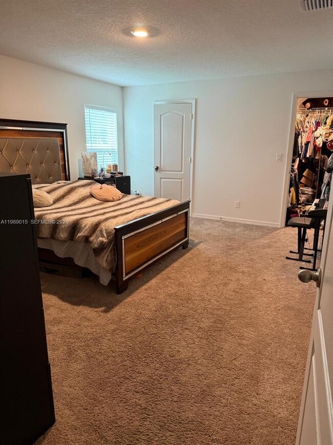 Building Photo - 3902 SW Brunswick St