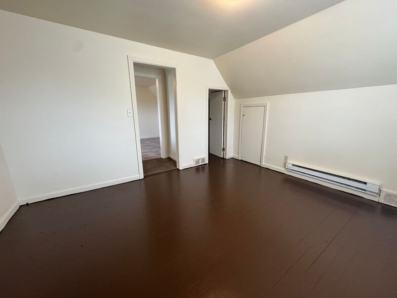 Building Photo - 1729 Stark Ave SW