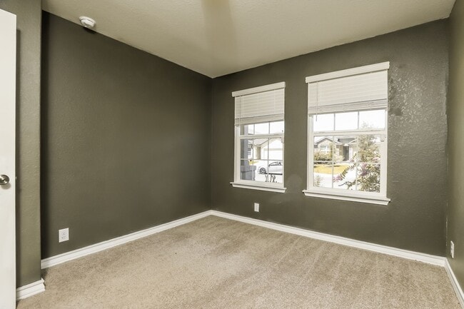 Building Photo - First time rental-4 Bedrooms- 11 miles fro...