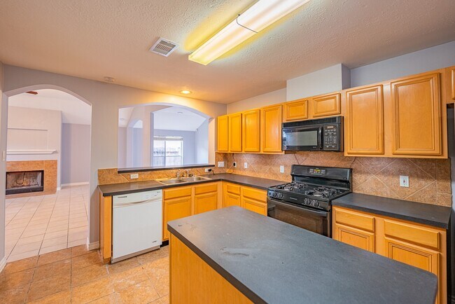 Building Photo - 1126 Noble Glen Dr