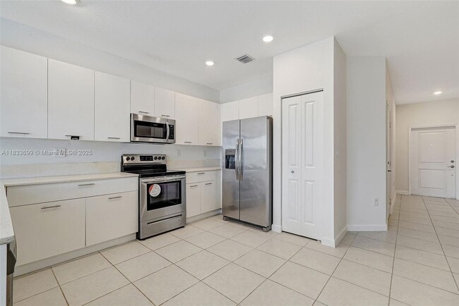 Building Photo - 12910 NW 23rd Pl
