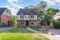 Building Photo - 6512 Park Ln