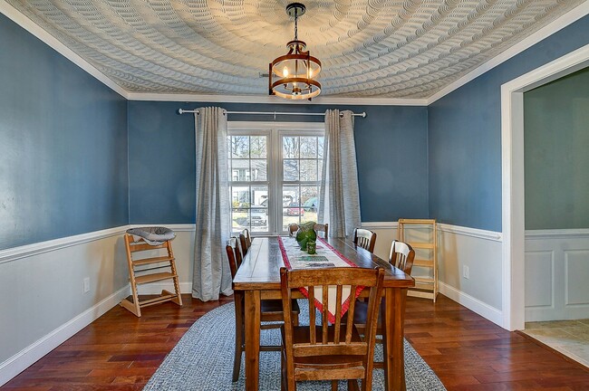 Building Photo - Spacious Ranch in Hickory