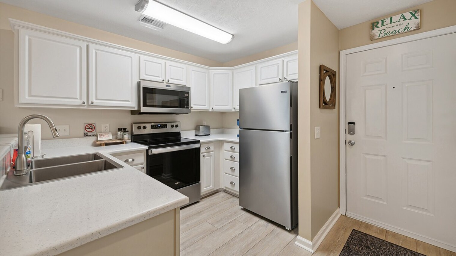 Building Photo - 562 Blue Stem Dr