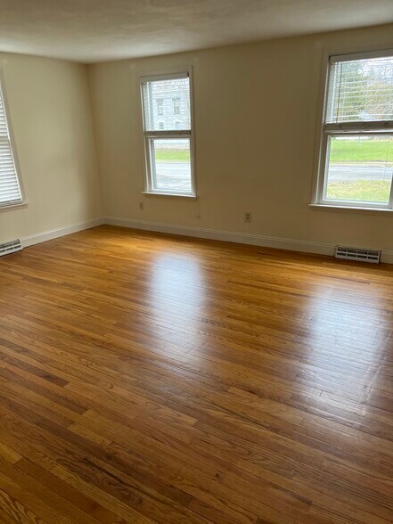 Living Room - 47 Fennell St