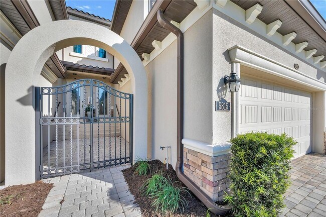 Building Photo - 5815 Wake Forest Run