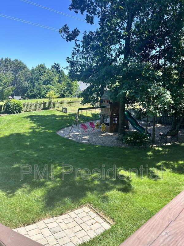 Building Photo - 1213 Hawkins Wood Cir